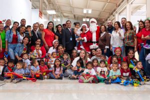 Fabiana Rosales llevó alegría a los niños del Maternal Divina Pastora de la AN