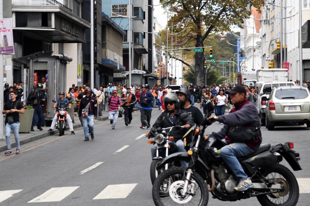 Enero: Golpes a la información política