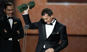 Antonio Banderas arrasa en los premios Goya 2020 (Lista de ganadores)
