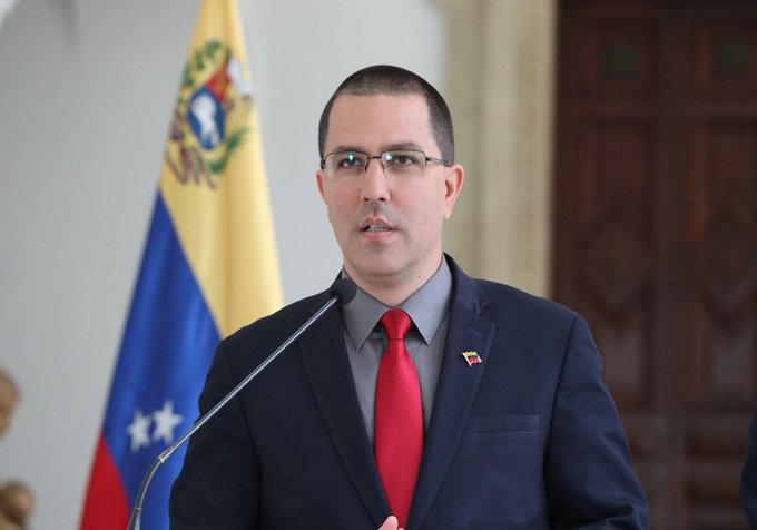Arreaza solo usó insultos luego que la OEA desconociera la arremetida electoral del régimen