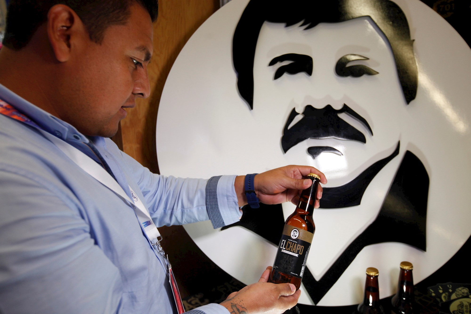 Beber como un capo mexicano: lanzan cerveza artesanal “El Chapo”