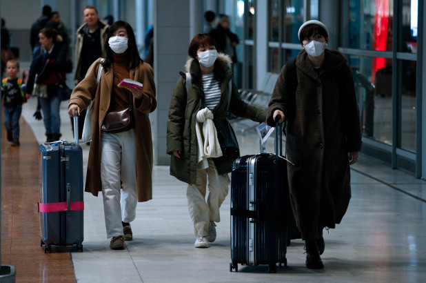 Estados Unidos lucha para evacuar a estadounidenses de Wuhan en vuelo fletado