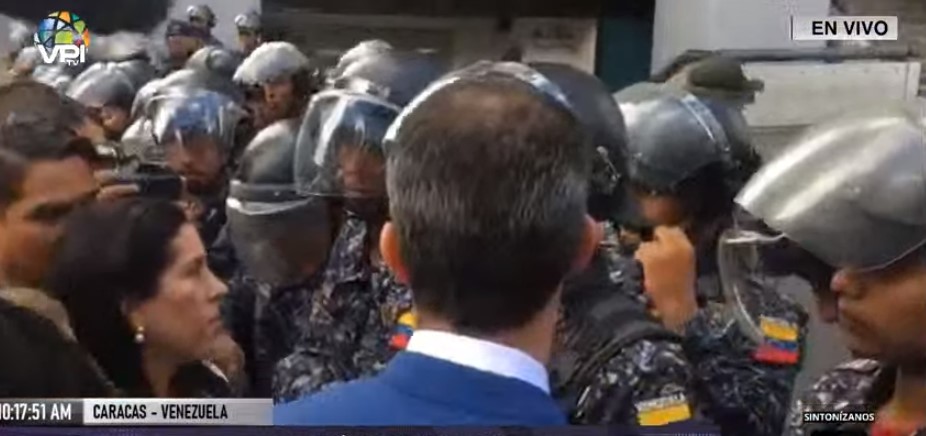 EN FOTOS: PNB prohíbe el ingreso a Juan Guaidó a la AN #5Ene