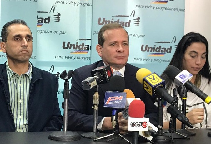 Guanipa: La ovación a Guaidó fue un reconocimiento a la Venezuela que está luchando por la libertad