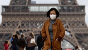 Es OFICIAL: Francia anula eventos de más de 5.000 personas en lugares cerrados por el coronavirus
