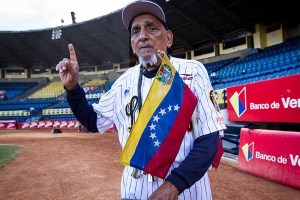 “Chivita” Lezama, el fanático número 1 de Leones del Caracas celebra 104 años