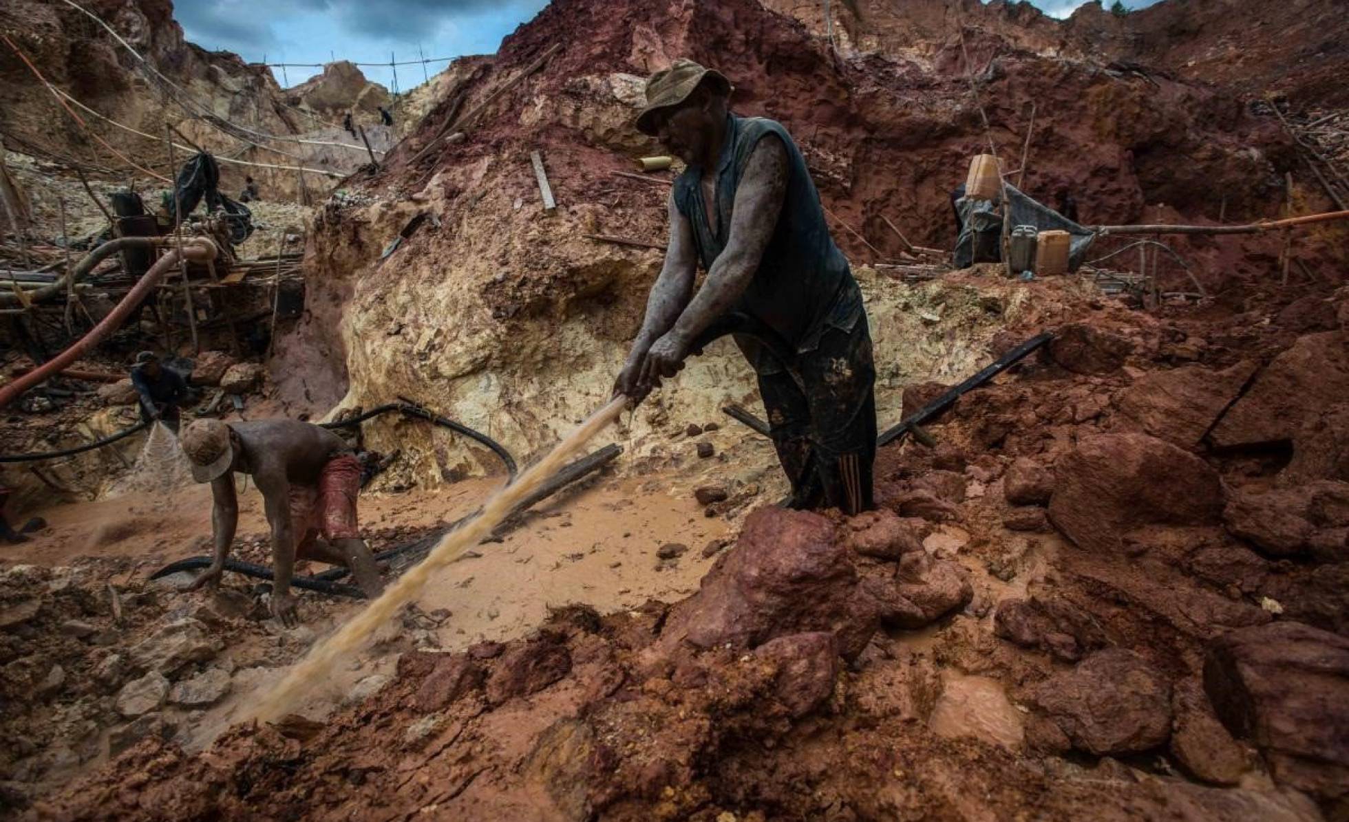 Leopoldo López: Cerca de 800 mil hectáreas han sido desforestadas en el Arco Minero