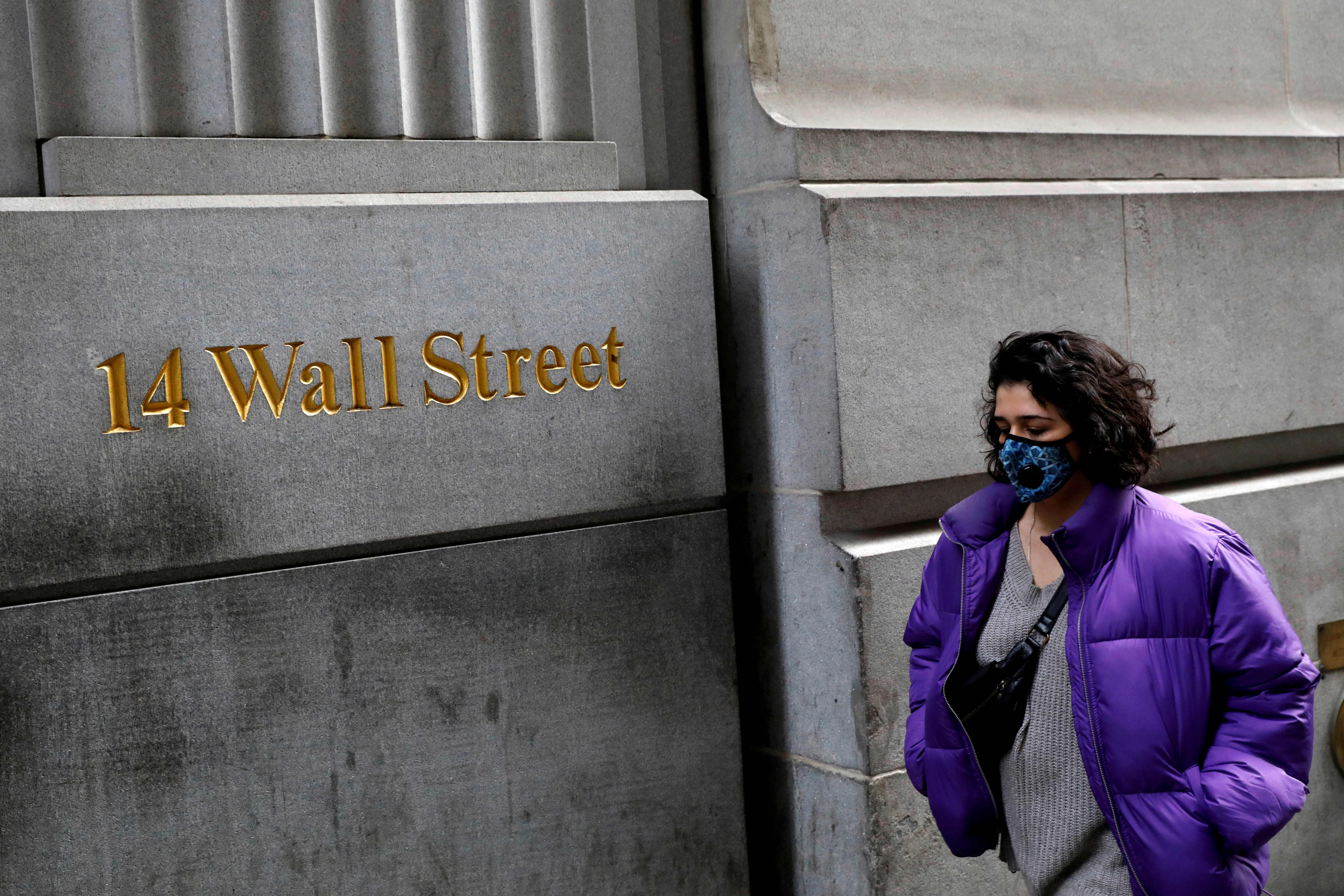 Wall Street inicia semana en positivo