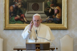 El papa Francisco suspende los procesos judiciales en el Vaticano por el coronavirus
