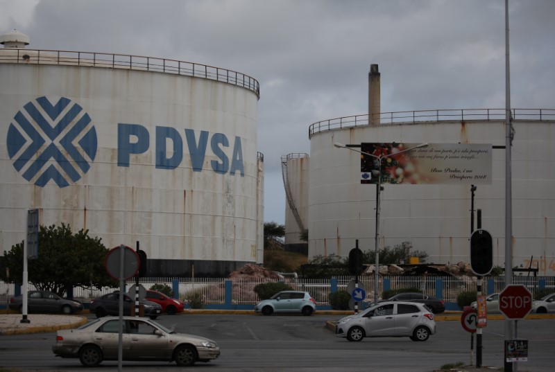 Pdvsa apunta a reanudar la producción de gasolina en la refinería El Palito