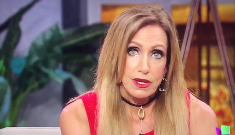 “Te meneas muy bien”: El video de Lili Estefan en vestidito y bailándole a varios hombres