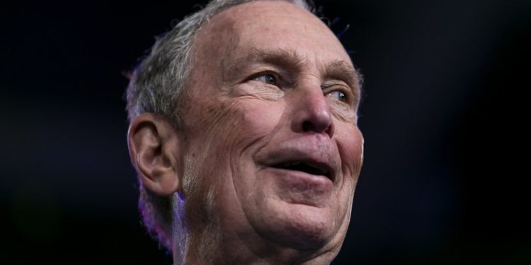 Bloomberg podría retirarse de la contienda demócrata