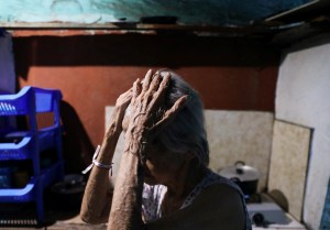 Cambio de vida: Abuelos obligados a adaptarse al encierro en Venezuela