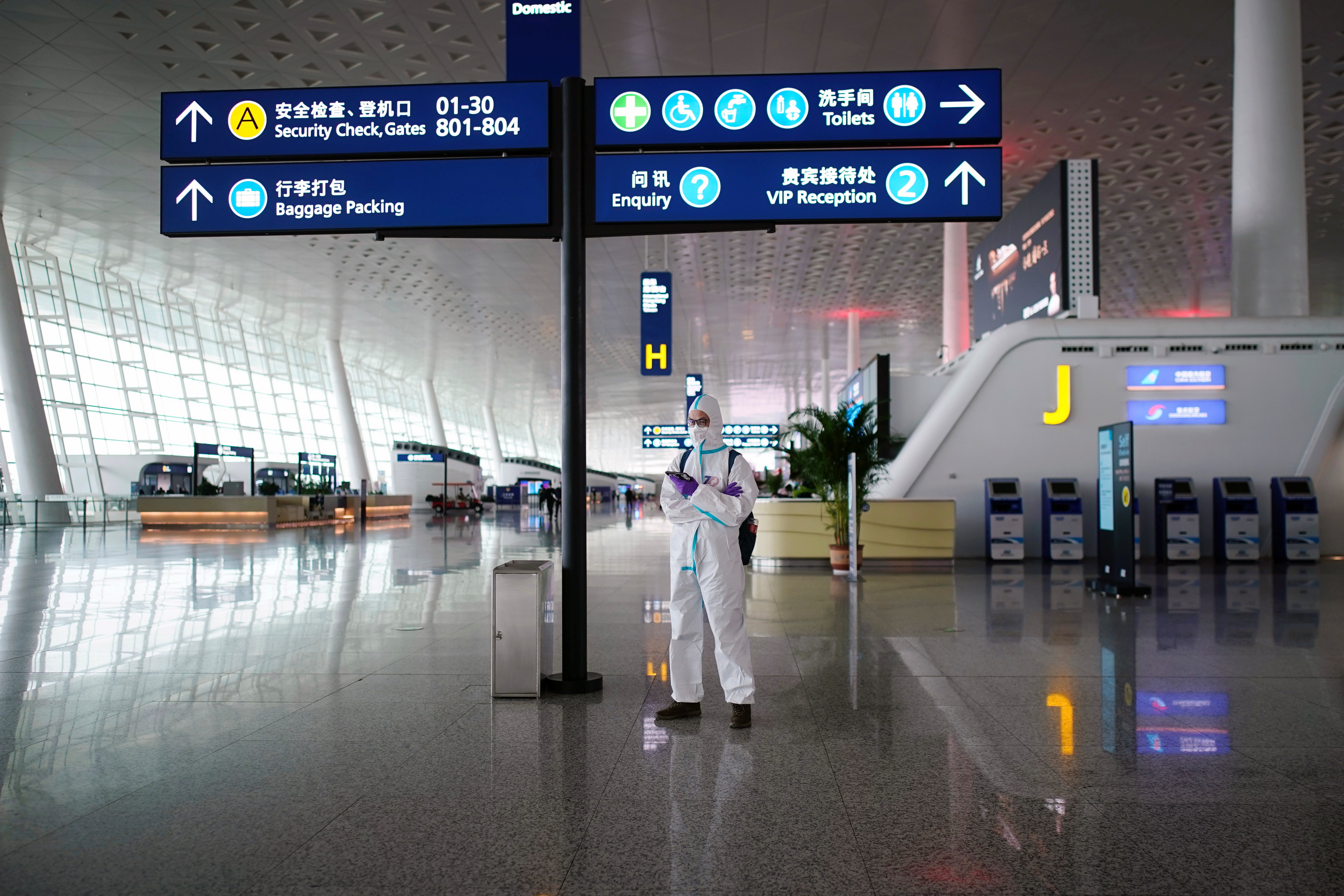 El tráfico aéreo de pasajeros en China subió un 7,9% mensual en abril