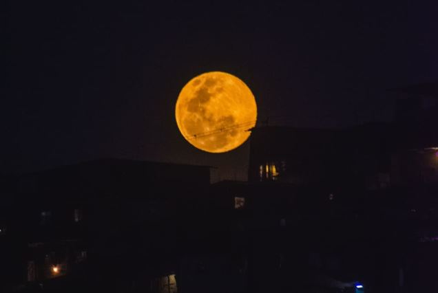 EN FOTOS: Así se ve la superluna rosa en Venezuela este #7Abr