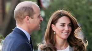 La divertida reacción del príncipe William cuando un hombre piropeó a Kate Middleton