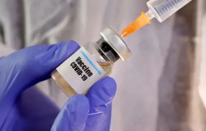 Compañía de EEUU anuncia resultados “positivos provisionales” en fase 1 de vacuna contra coronavirus