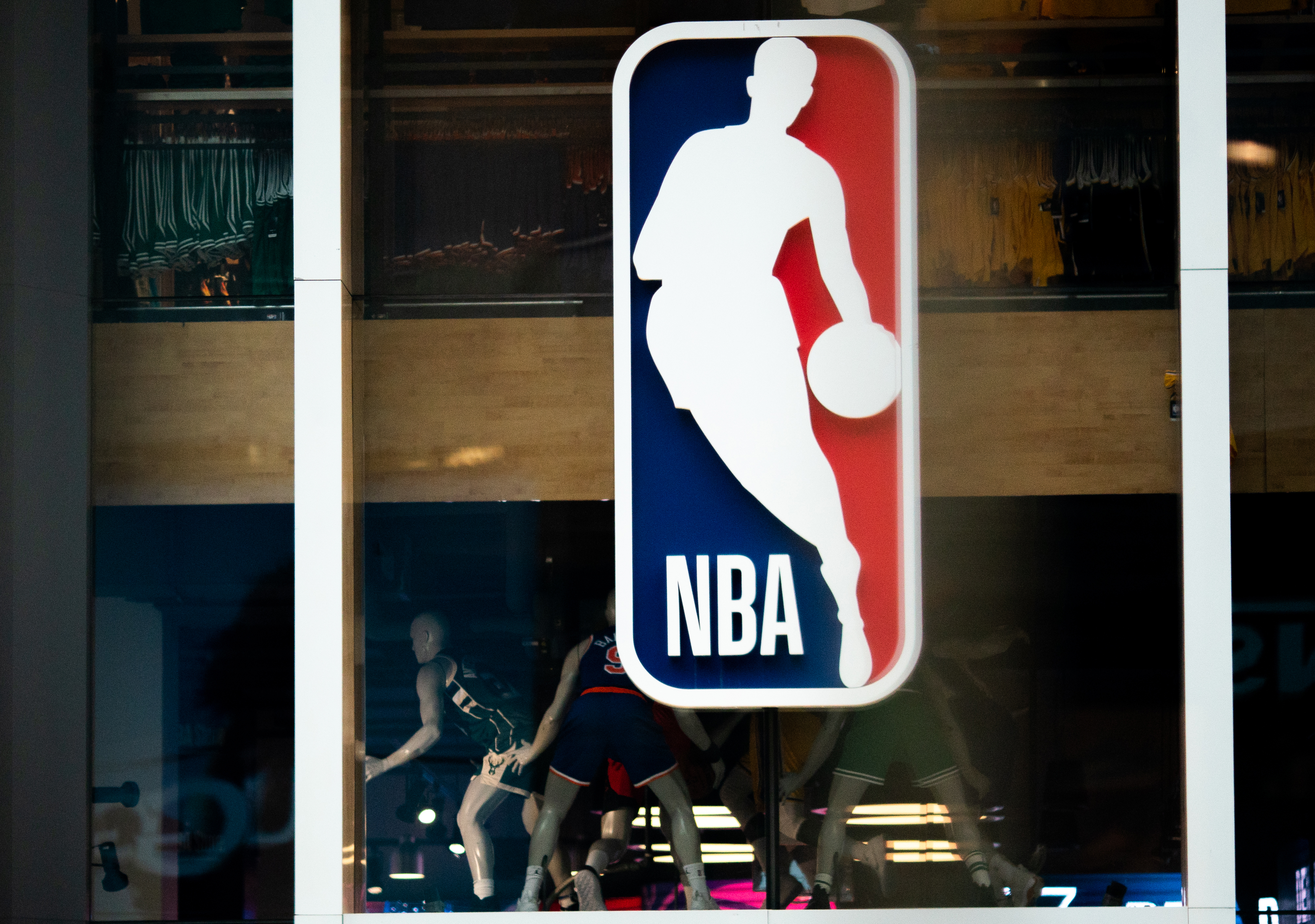 Un jugador de la NBA revela que sufrió abusos sexuales de niño