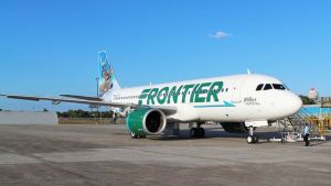 Frontier Airlines tomará la temperatura de los pasajeros antes de los vuelos