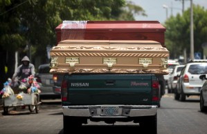 “Entierros express”, la caravana de la muerte que asusta a los nicaragüenses