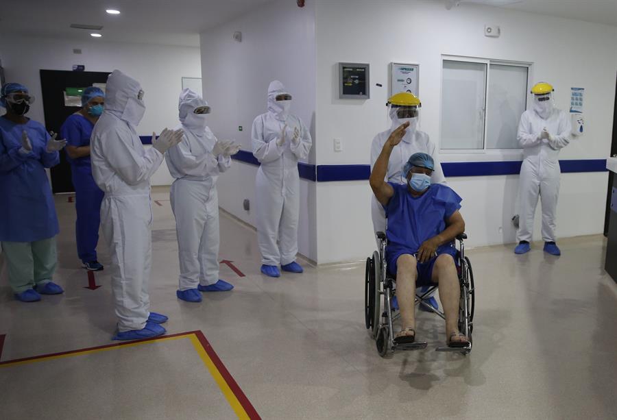 Colombia volvió a los comienzos de la pandemia, con menos de mil contagios