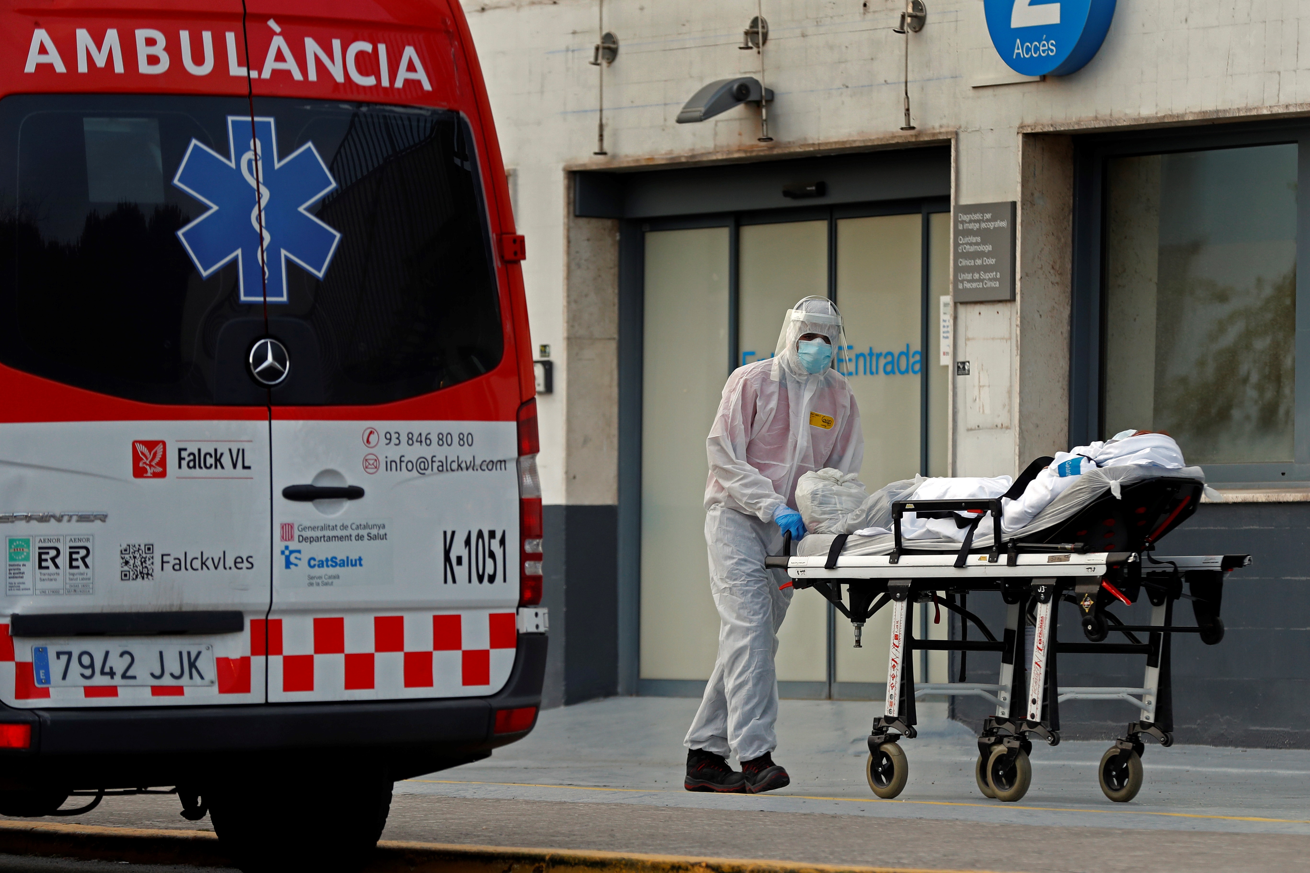 La Unión Europea pide a España reforzar su sistema sanitario y medidas para el empleo