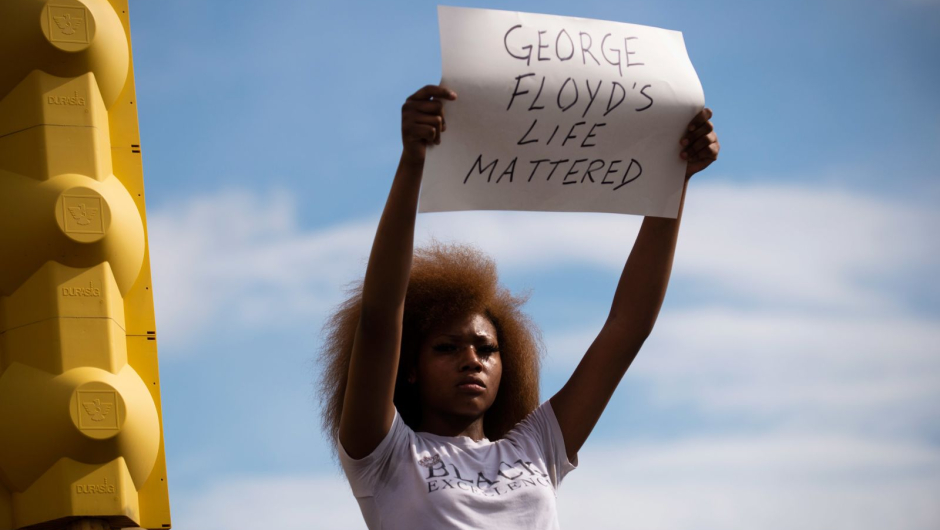 Las protestas por la muerte de George Floyd se vuelven mortales en Minneapolis