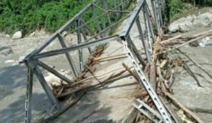 UNT Barinas: Régimen no ha dado solución a la población de Calderas tras derrumbe del puente sobre el río azul
