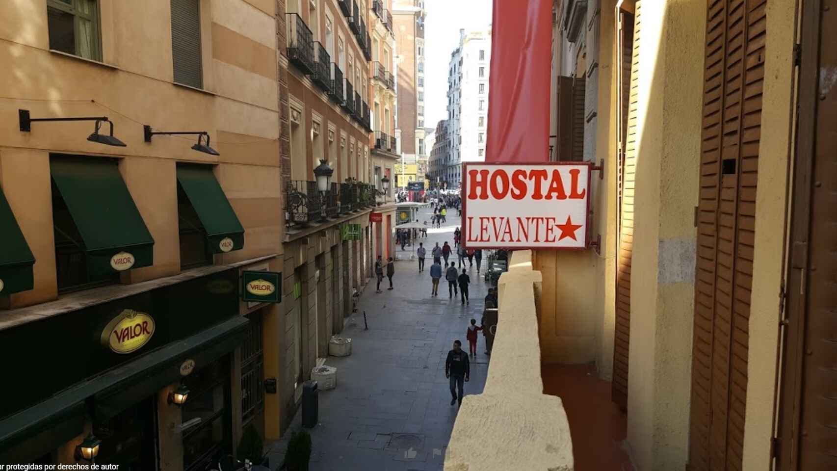 ¡Aterrador! Una madre mató a su hijo y luego se suicida en un hostal en el centro de Madrid