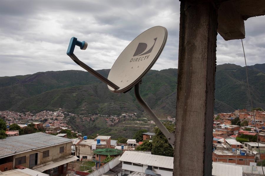 Los principales factores que ocasionaron el colapso de las telecomunicaciones en Venezuela