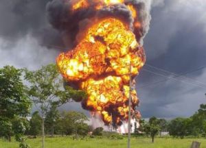 Plataforma petrolera en el Arauca colombiano sufrió grave ataque terrorista con explosivos (VIDEO)
