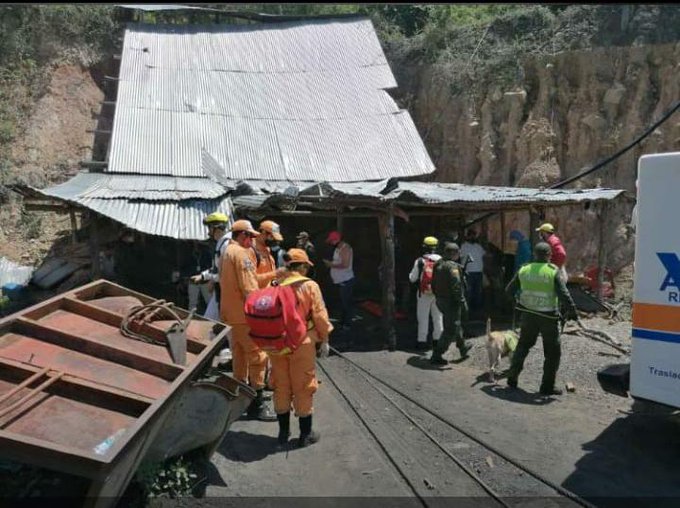 Al menos seis muertos y tres desaparecidos tras explosión en una mina de carbón en Colombia