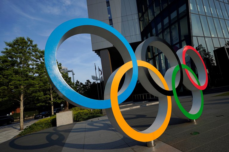 Gobernadora de Tokio descarta anulación de los Juegos Olímpicos
