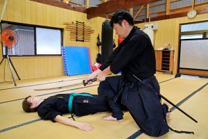 Las artes ninja de Japón son la clave para su supervivencia, dice primer graduado de maestría