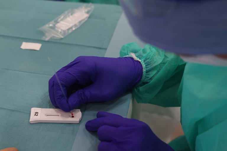 Colombia reportó poco menos de dos mil casos nuevos de coronavirus