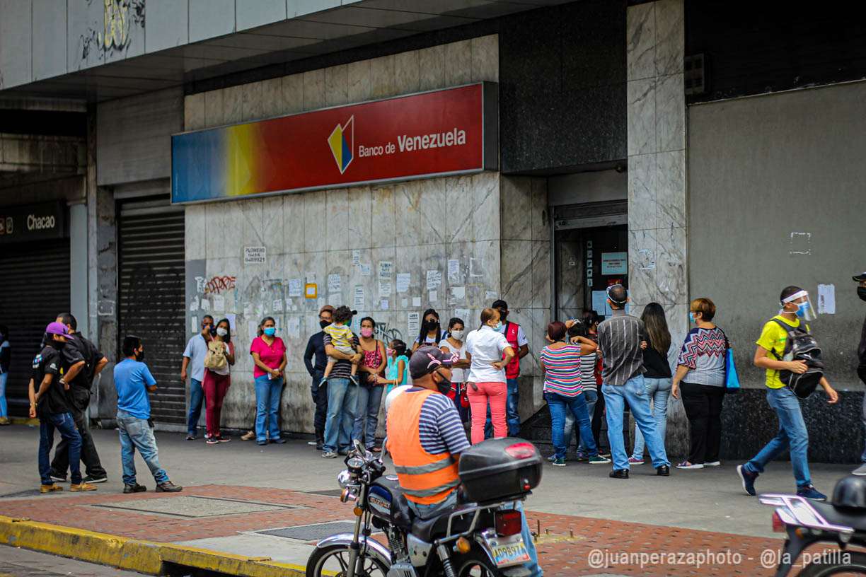 El 88,7% de los venezolanos no poseen ningún tipo de ahorros o ingresos, asegura Carlos Valero