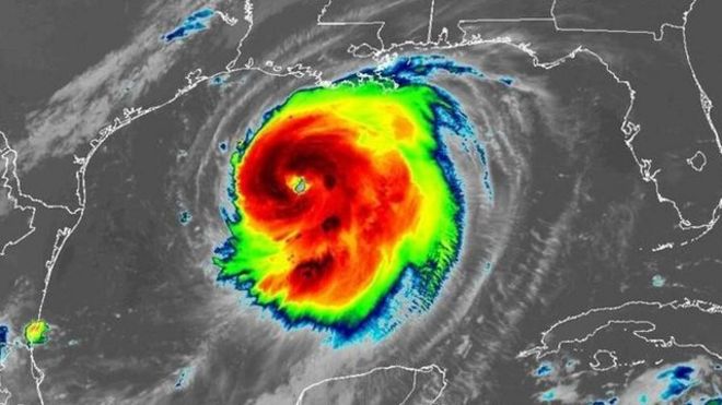 Huracán Laura alcanzó la categoría 4 y amenaza EEUU con “vientos extremos e inundaciones”