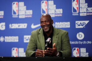 Michael Jordan logró nueva marca histórica tras vender a los Hornets