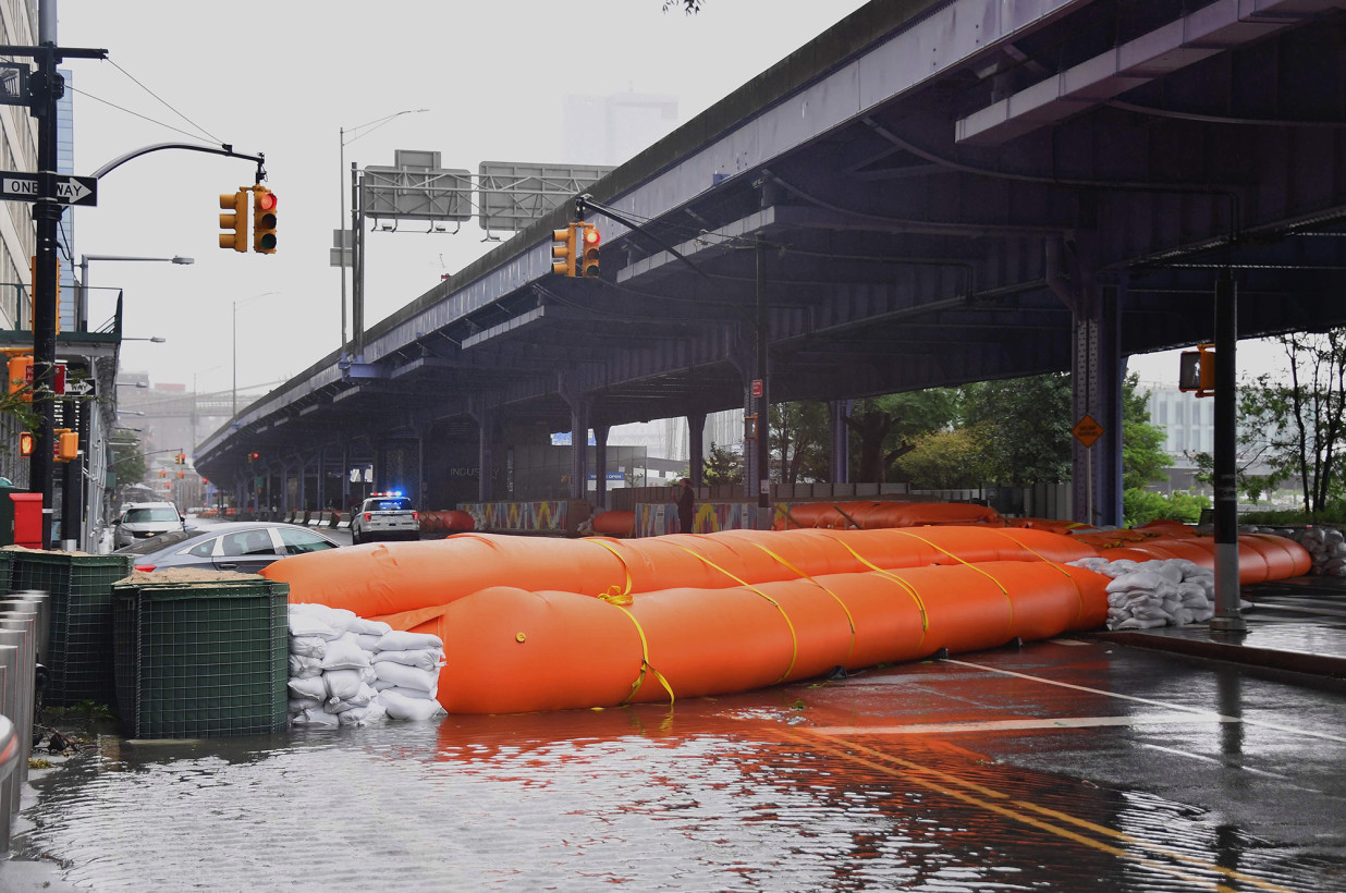 Suspendieron el servicio de Metro sobre tierra por la tormenta tropical Isaías en Nueva York