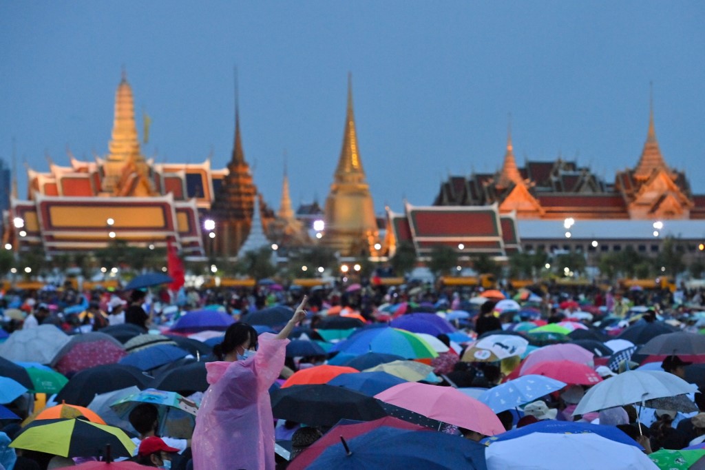 Miles de manifestantes salieron a las calles de Tailandia para protestar contra el gobierno