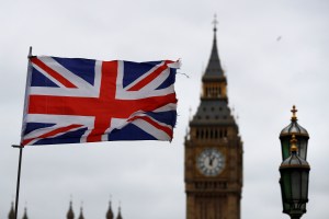 Reino Unido convoca al embajador ruso tras la anexión de regiones ucranianas