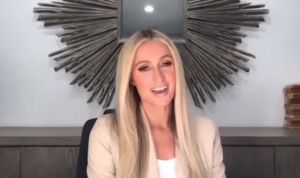 Paris Hilton releva cuál es su verdadera voz y deja de hacerse “la chica tonta” (VIDEO)