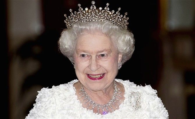 ¿La razón? La reina Isabel II cambió el protocolo y no tiene planeado regresar al Palacio de Buckingham