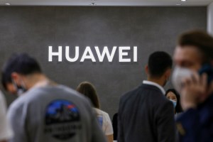 Las ventas de Huawei suben un 3,7% en el tercer trimestre y rompen racha de dos dígitos