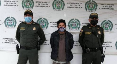 Estranguló hasta la muerte a sus dos hijos por “venganza” contra su exmujer en Colombia