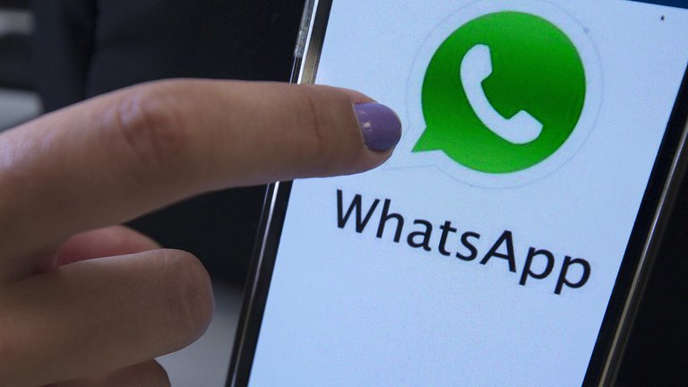 Llegan las reacciones a los mensajes de WhatsApp: Estos son los 6 emojis que se podrán usar