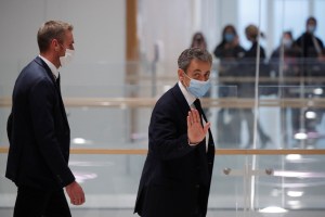 Nicolas Sarkozy, primer expresidente francés condenado a una pena de cárcel