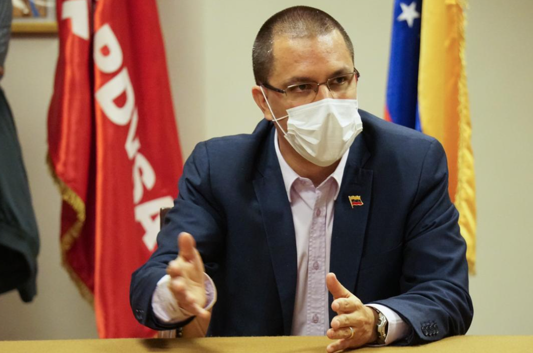 Arreaza acusó a Tarre Briceño de planear “una guerra” contra Maduro