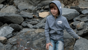 Niño que jugaba en la playa de pronto encontró el fósil de un dinosaurio enorme (Fotos)