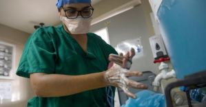 El Covid-19 se ha cobrado la vida de 332 trabajadores de la salud en Venezuela